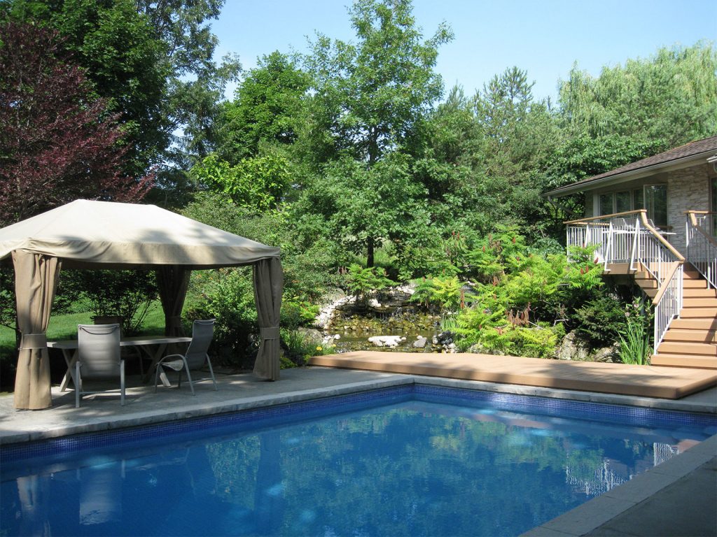 Pool - Deck - Water feature