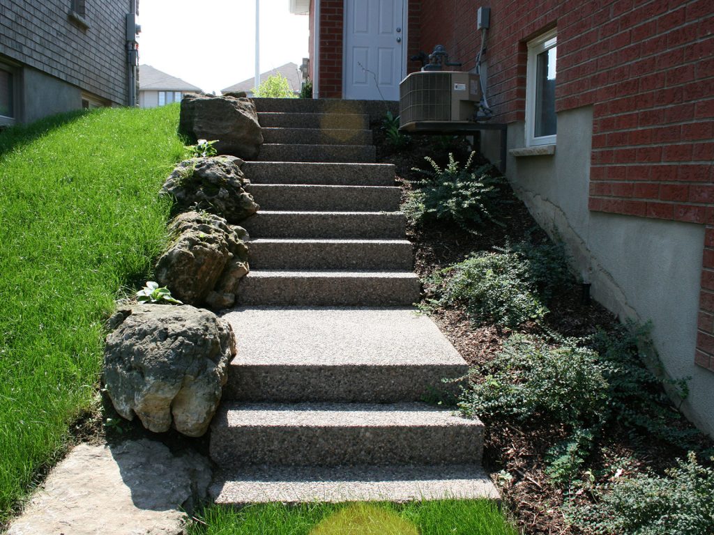 Exposed Aggregate Side Yard Steps
