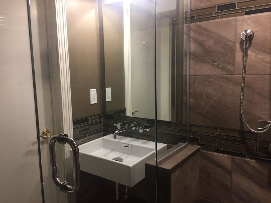 Small Wall Mounted Bathroom Sink