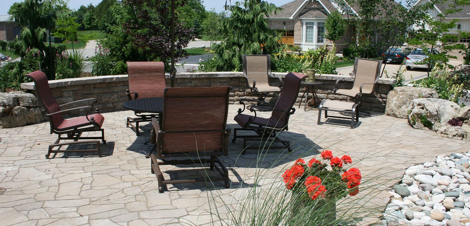 Techo - Bloc Flagstone Paver Patio