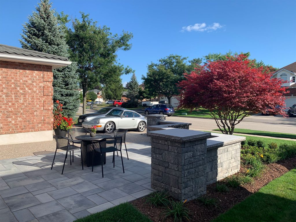 Front Yard Patio Permacon Melville Pavers